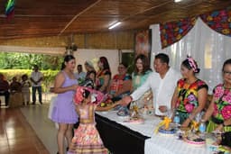Culmina el ciclo escolar y las graduaciones en escuelas del Istmo